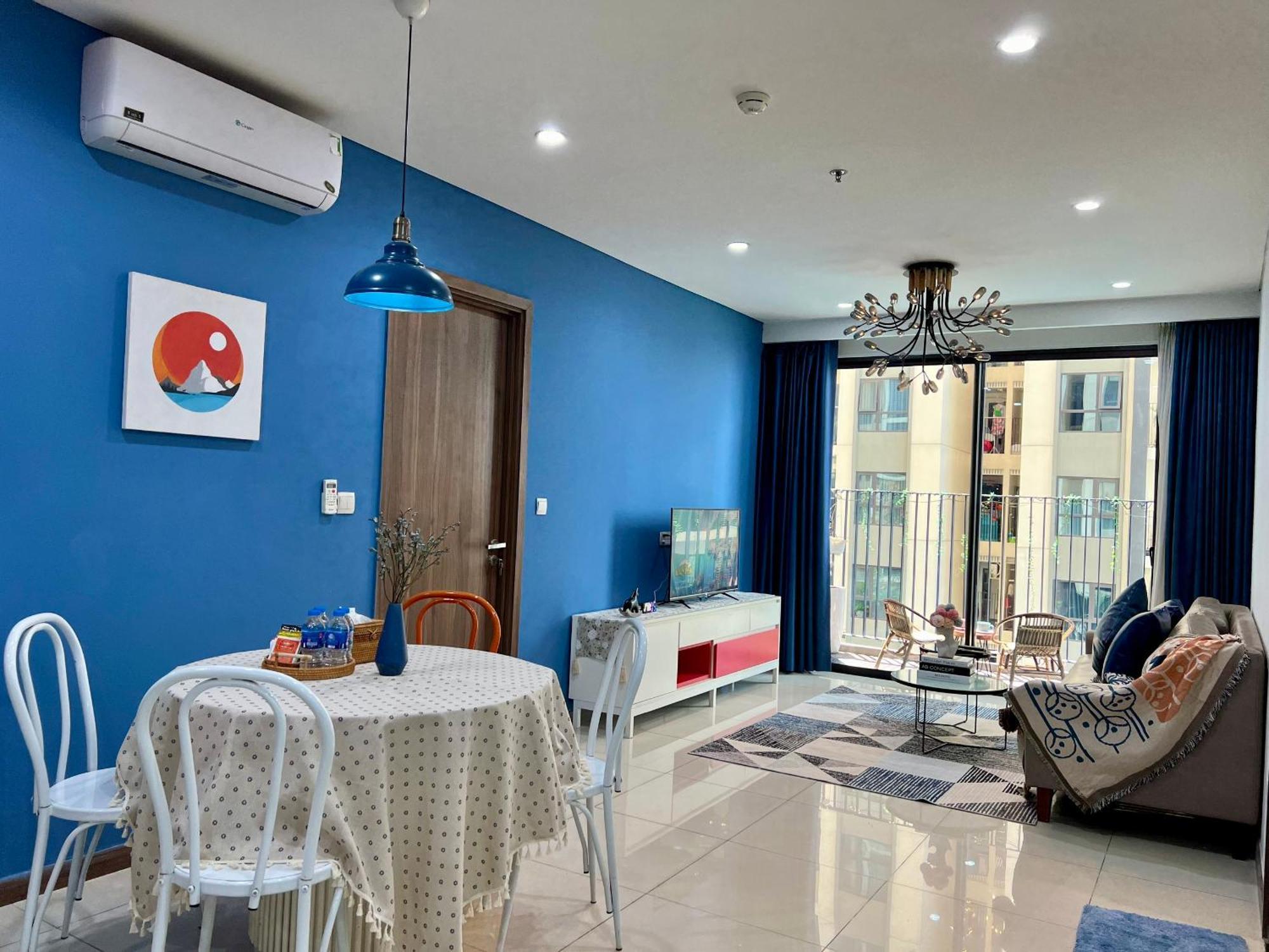 Khách sạn hẻo lánh Uphoenix Home- Hado Centrosa Garden TP. Hồ Chí Minh